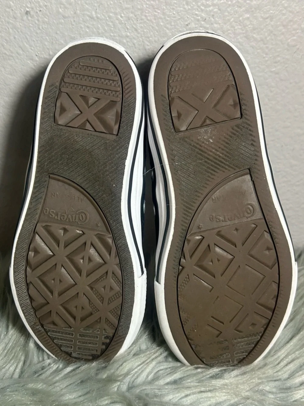 Converse Chuck Taylor Slip On Youth Black and White Size 12
